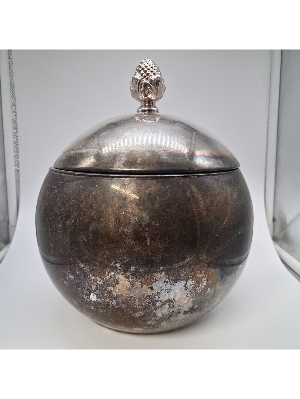 Vintage Sheridan Silver on Copper Covered Serving Bowl Acorn Finial 8" Silverpla